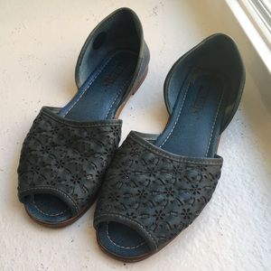 Pikolinos Open Toe Flats